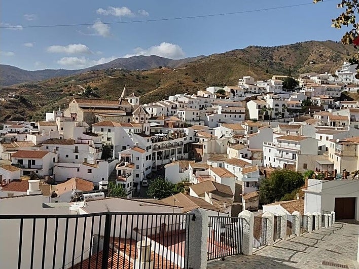 El Borge im Herzen der Axarquía - berühmt für seine Trauben- und Rosinenproduktion